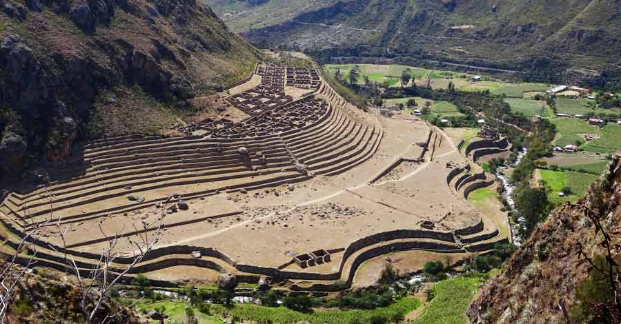 Llactapata o Patallacta in the Inca Trail