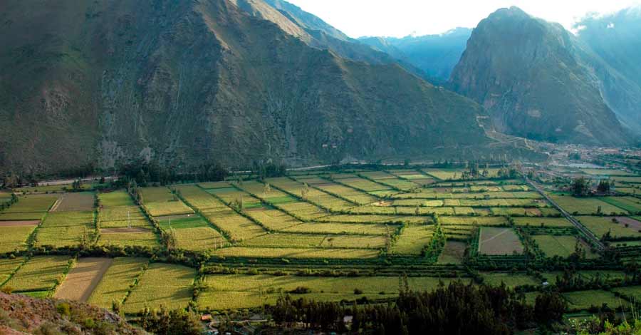 Ollantaytambo pyramid in Cusco