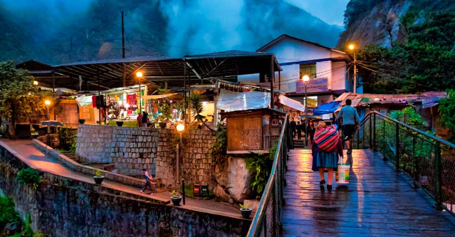 Aguas Calientes town, Machu Picchu town - Auri Peru