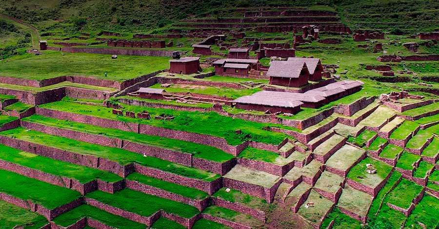 Giant inca terraces in Huchuy Qosqo