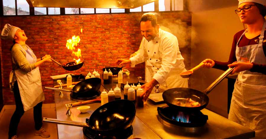 Luxury travel ideas, Cooking classes and peruvian food - Auri Peru