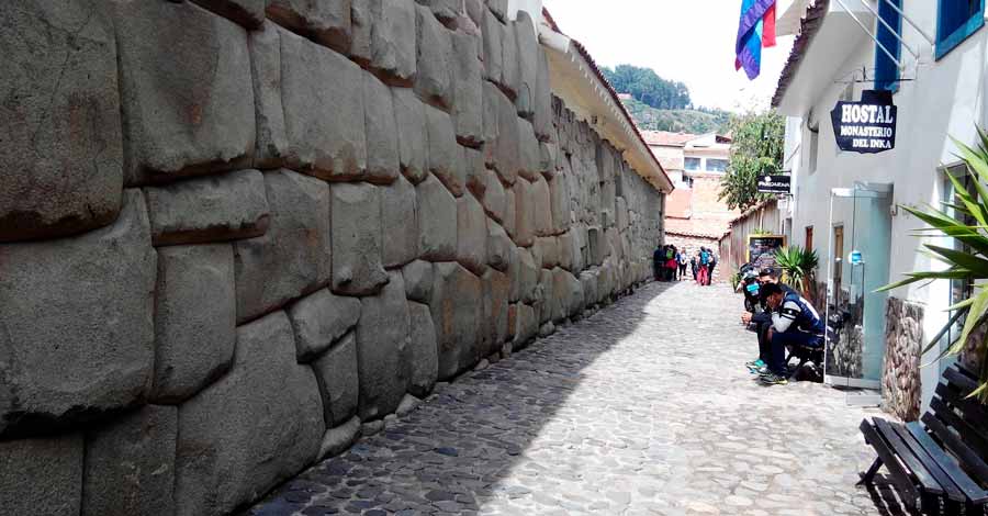 Inca Roca passage, Cusco - Peru