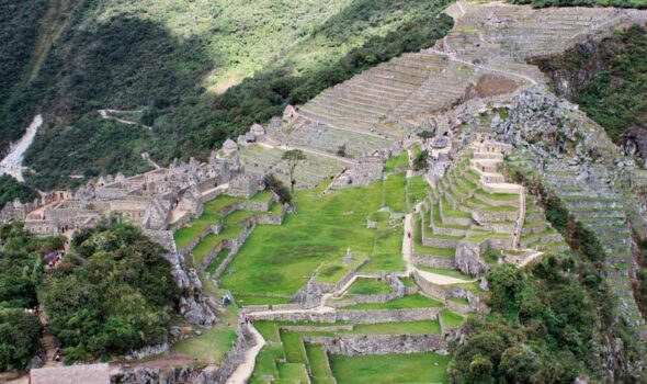 How to buy Machupicchu and Huchuy Picchu ticket?