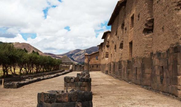 Raqchi, the temple to the god Wiracocha, what is it, how to get there?