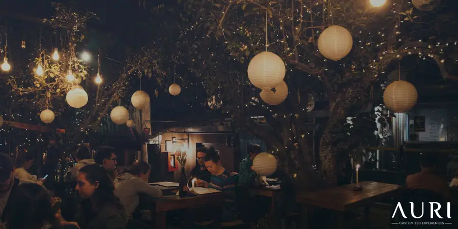 Green point restaurant at night in Cusco