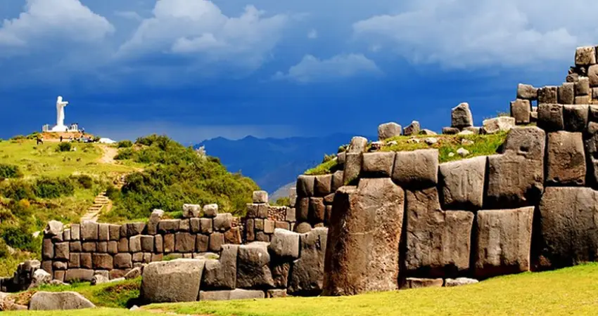 sacsayhuaman