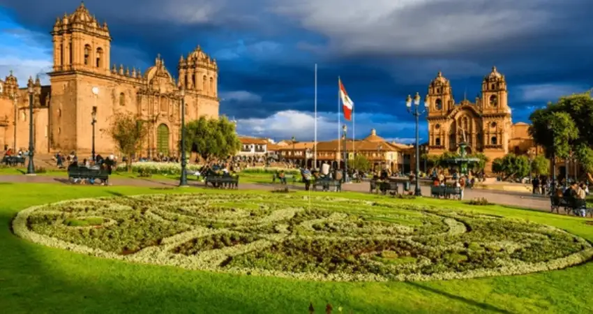 cusco main square when to visit