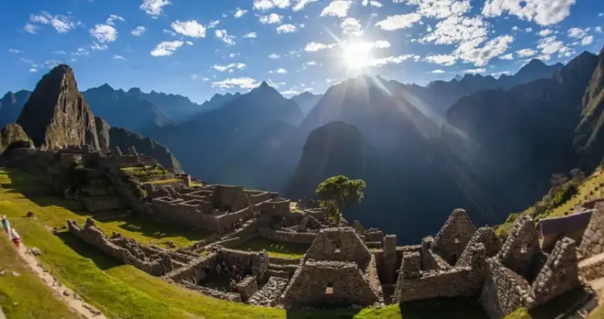 machu picchu luxury tour sunrise