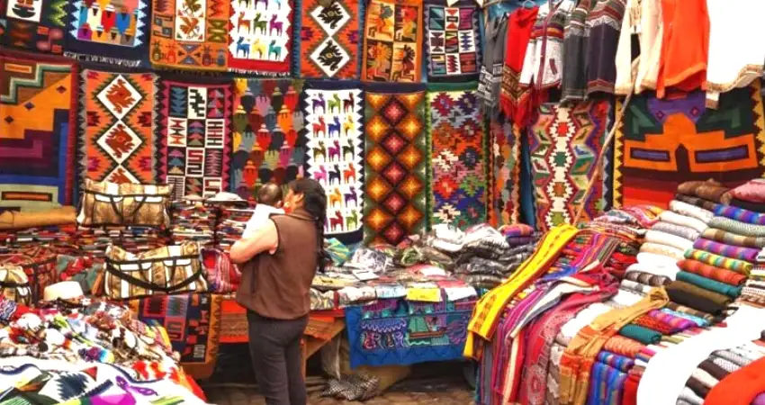 peruvian textiles san pedro market