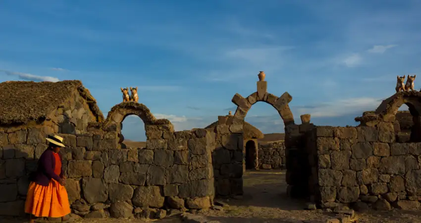 Sillustani tombs intro