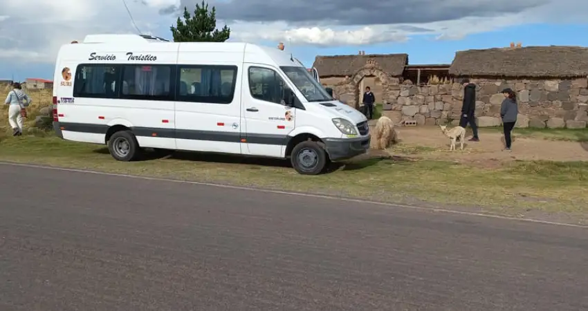 how to get to Sillustani tombs