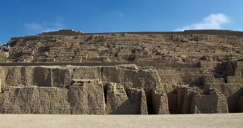 huaca pucllana lima peru mud pyramid