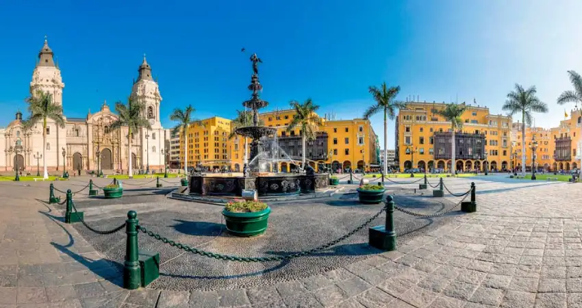 plaza de armas in lima how to get there