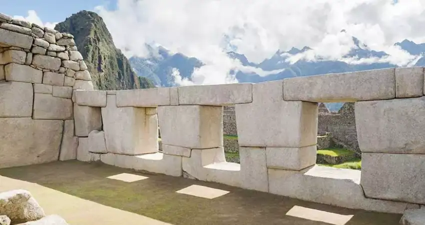 detailed map of machupicchu temple of the three windows