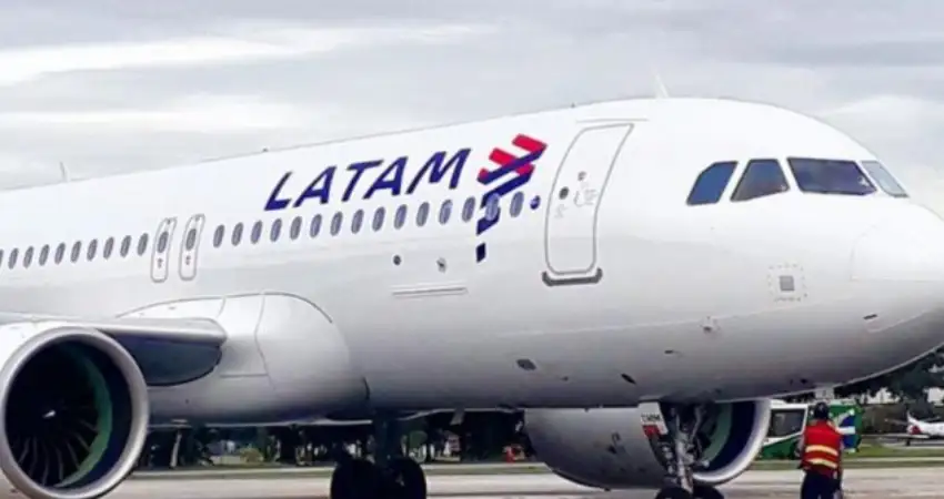 peruvian airlines latam peru