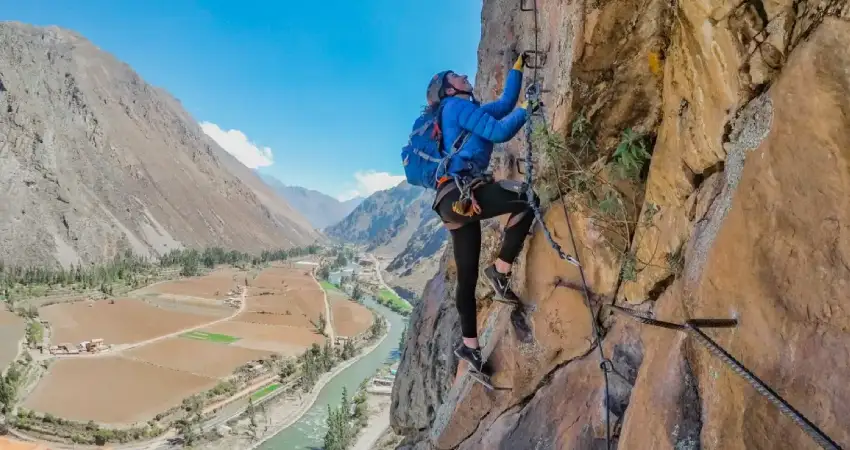 zip line sacred valley best time