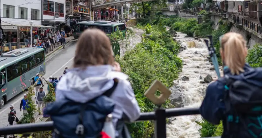 Bus from Aguas Calientes to Machu Picchu