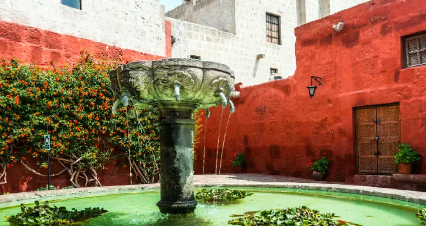 luxury experiences in arequipa santa catalina monastery