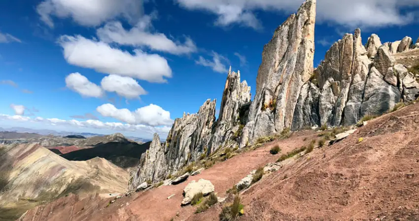 palccoyo rainbow mountain giant stone forest