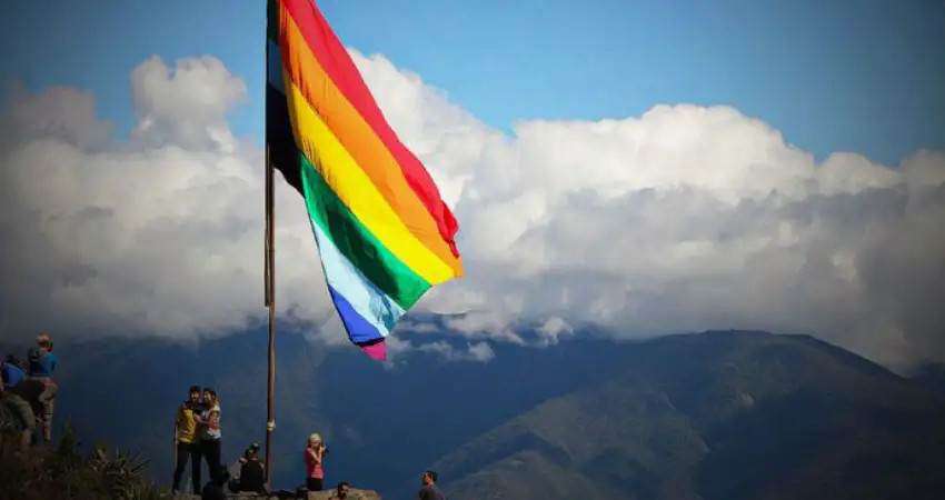 flag of cusco colors