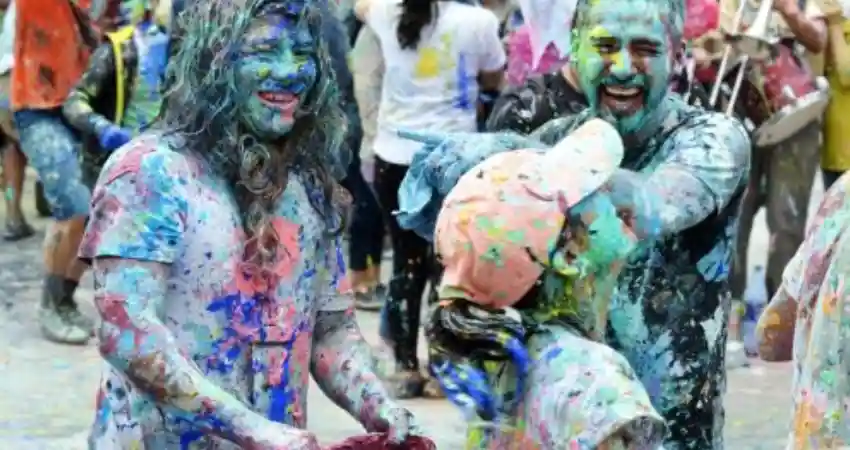 carnival of cajamarca water battles